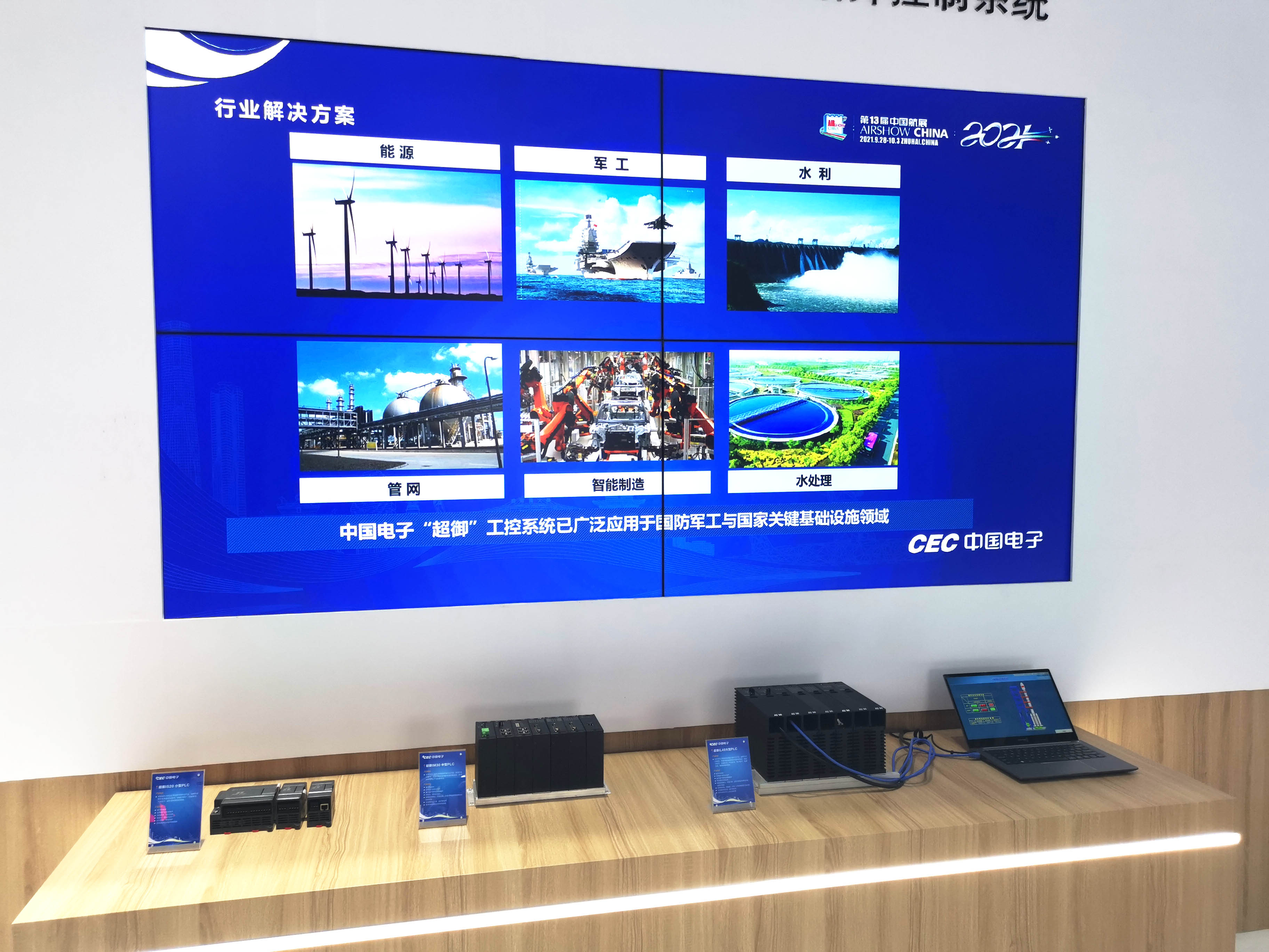 6177f903860da.jpg 6177f903860da.jpg